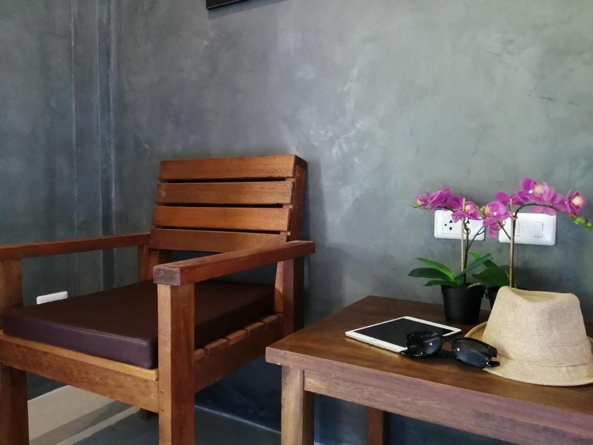 JR Place Klong Muang Beach Exterior foto