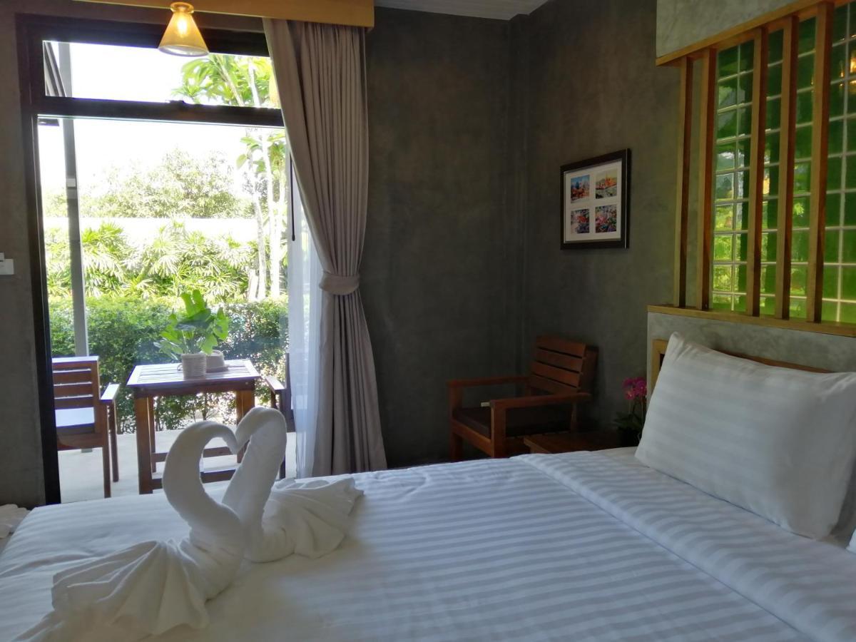 JR Place Klong Muang Beach Exterior foto